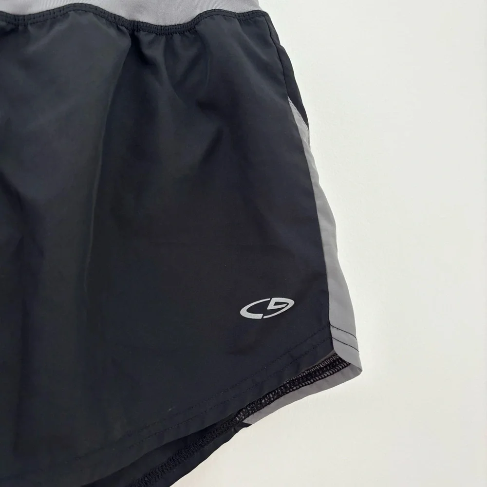 Champion black running